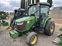 2015 John Deere 4052R Image