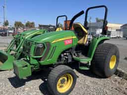 2011 John Deere 4720 Image