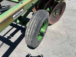 2005 John Deere 225 Image