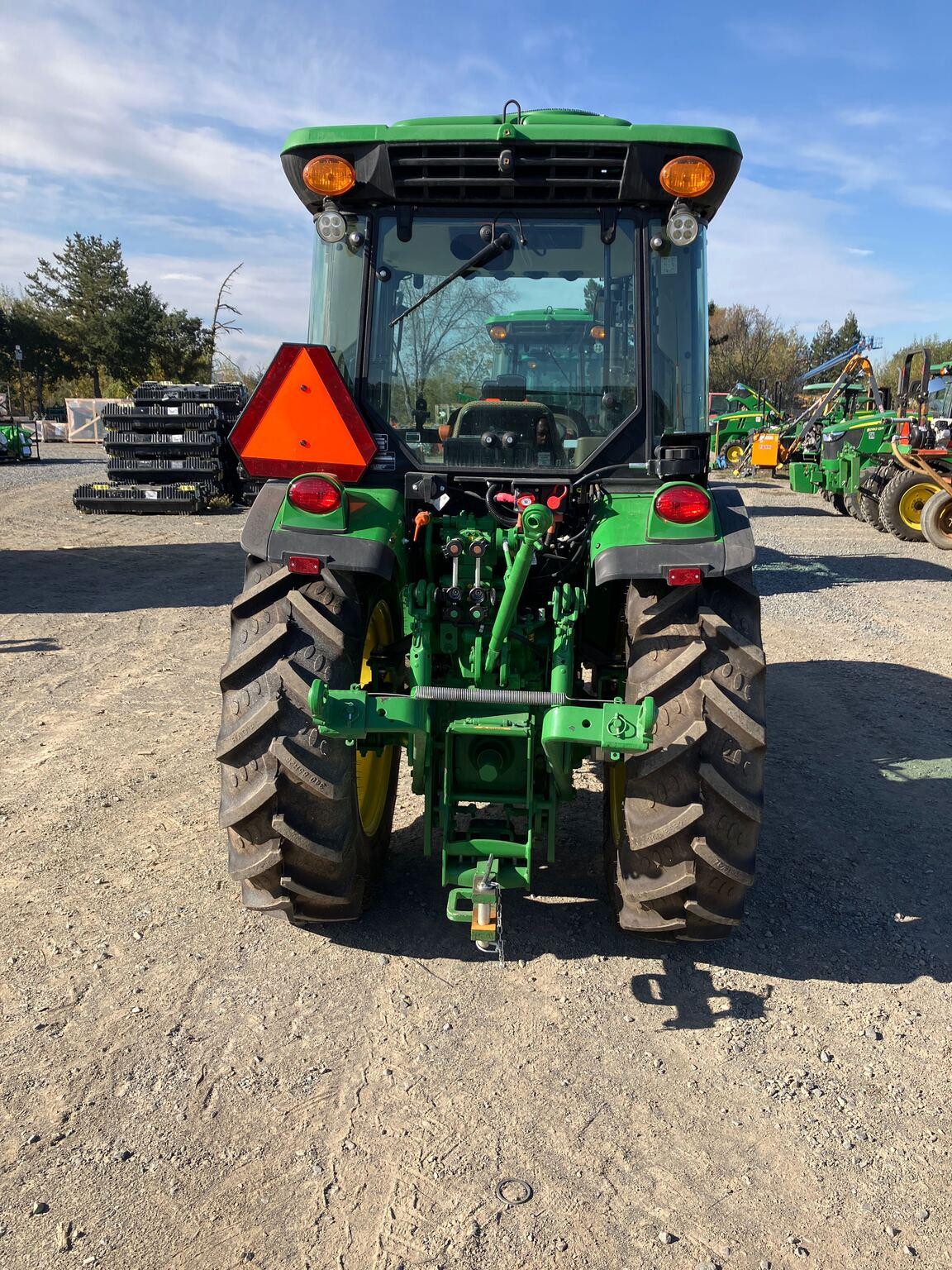 2022 John Deere 5075GN Image