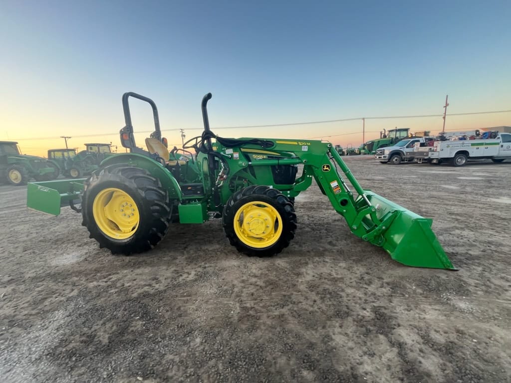 2022 John Deere 5065E Image