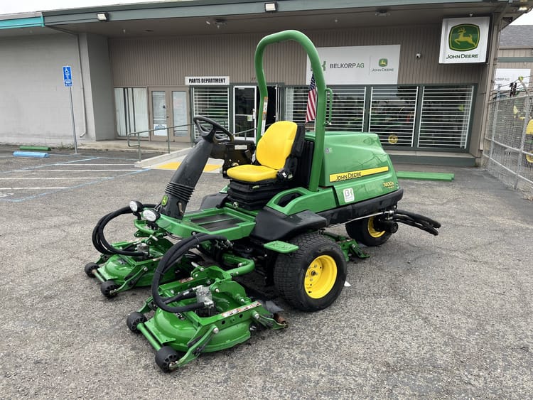 2020 John Deere 7400A Image
