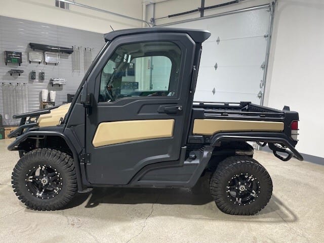 2022 John Deere XUV 835M Image