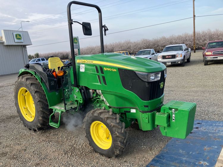 2021 John Deere 5090GN Image