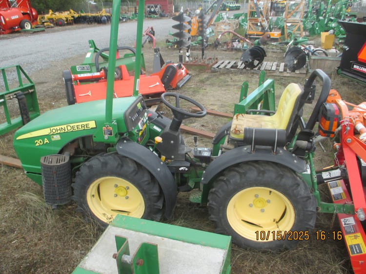 2009 John Deere 20A Image